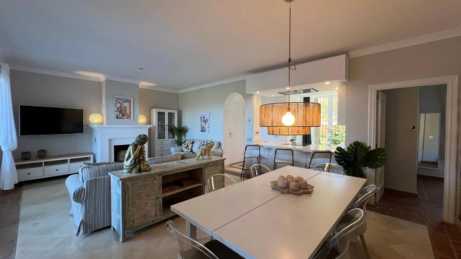 Beachside Ground Floor La Perla De La Bahia, Баия-де-Касарес 0*,