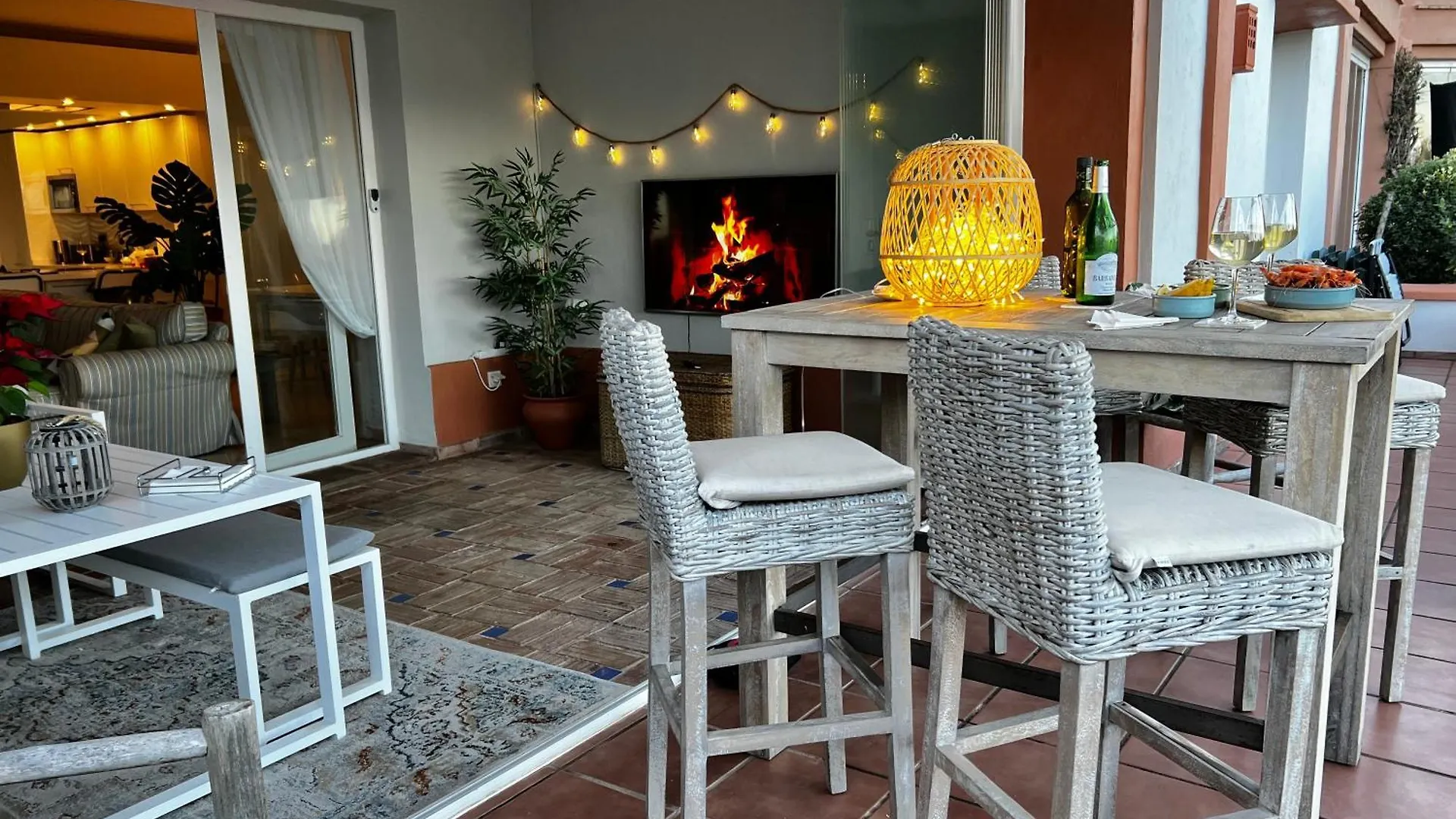 Beachside Ground Floor La Perla De La Bahia, Баия-де-Касарес